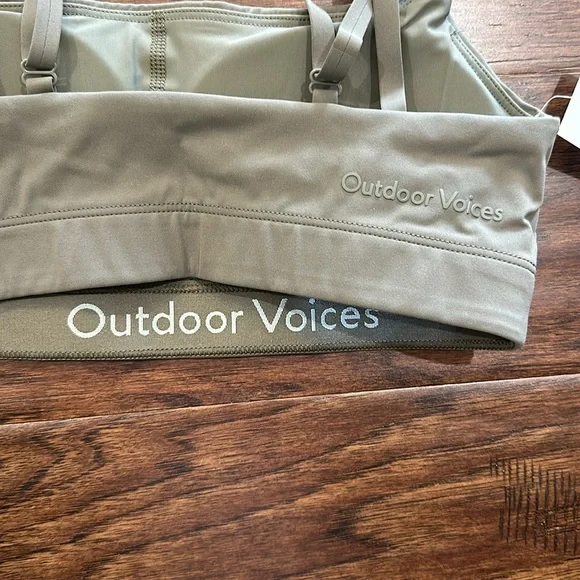Outdoor Voices Zoom Double Strap Bra in Tea Tree XXS - Picture 8 of 8